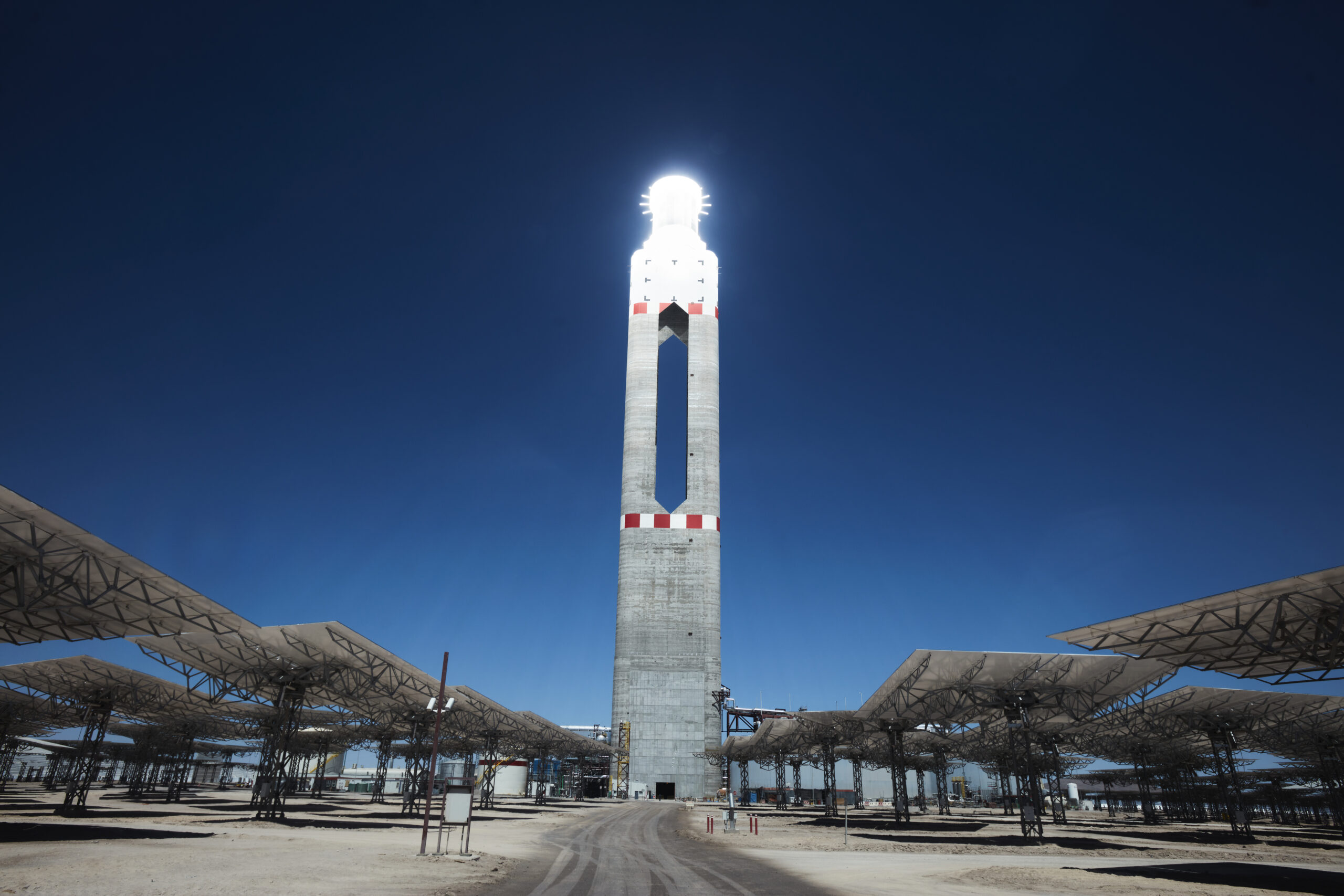 Cerro Dominador successfully synchronizes ITS CSP plant with the chilean electrical system